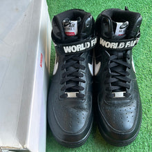 Load image into Gallery viewer, Nike Supreme High Air Force 1s Size 9.5
